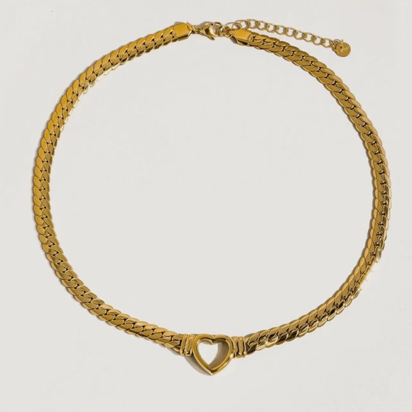 Gold Heart Necklace - Picture 5 of 5